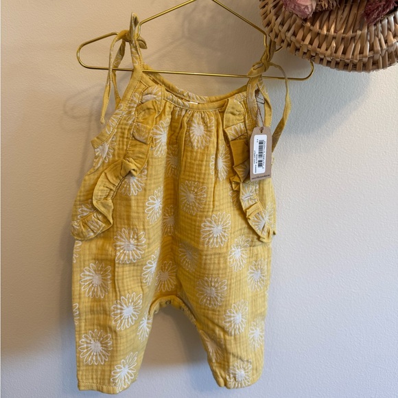 NWT WILD WAWA Blossom Coco Jumpsuit 0/3M - Picture 4 of 5